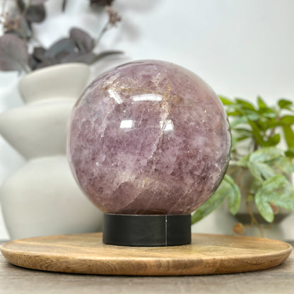 Amethyst-Quarz-Steinkugel mit feiner Druzy-Kristallisation