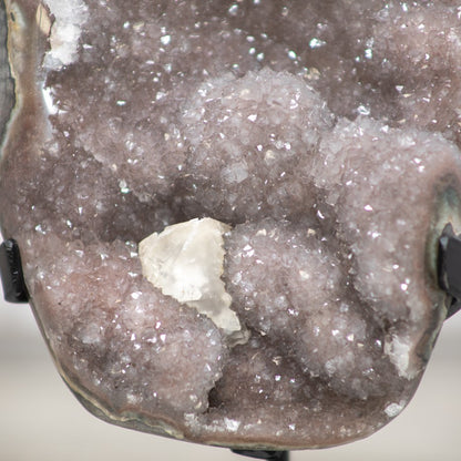 Quarz-Kristallcluster mit integrierter Kalzit-Formation