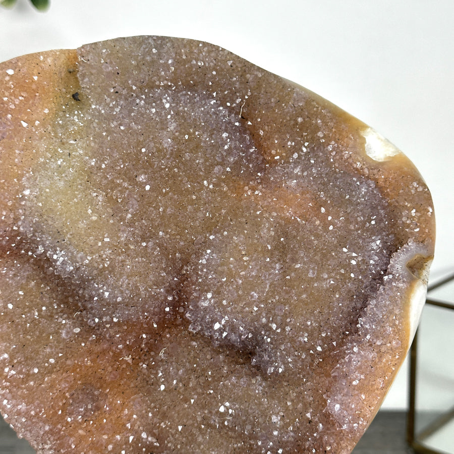 Pfirsichfarbener Quarz-Cluster groß mit sanften Pastelltönen und Druzy-Oberfläche