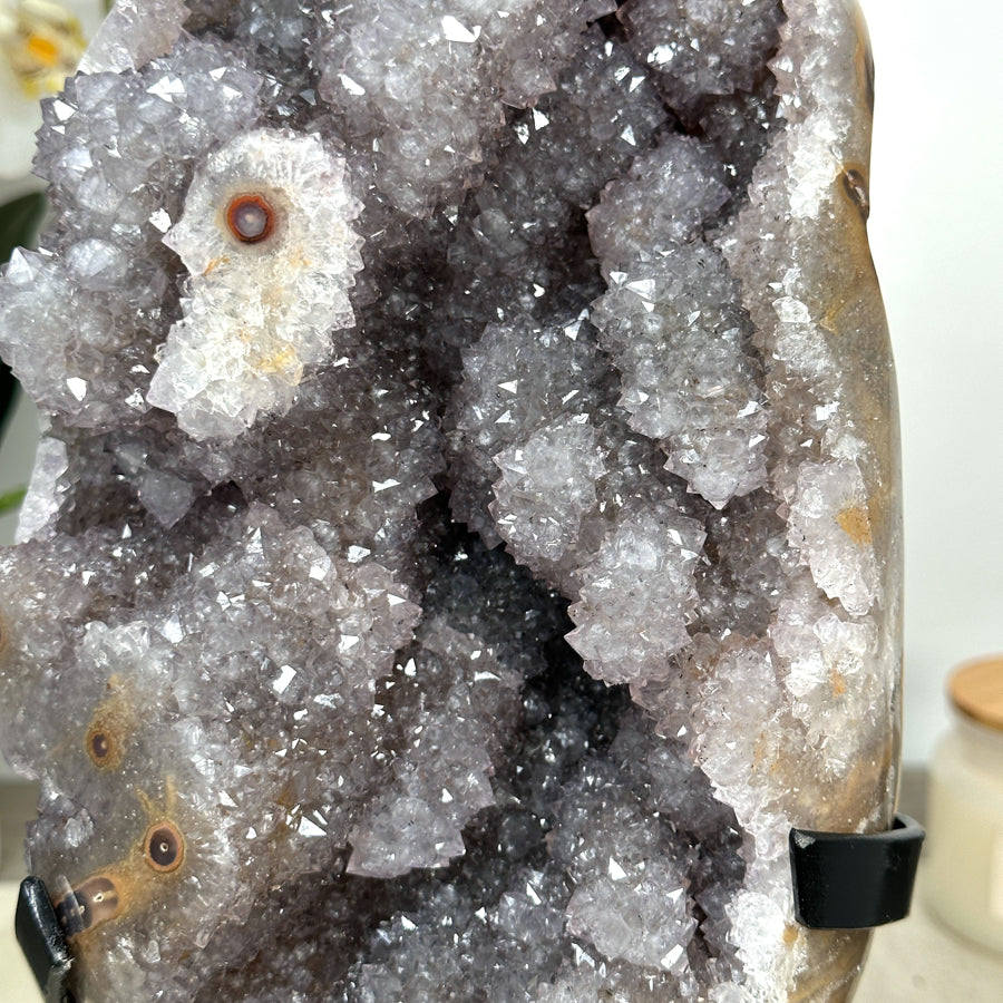 Quarz-Geode mit dichter Stalaktitenarchitektur, in ausgewählter Spitzenqualität