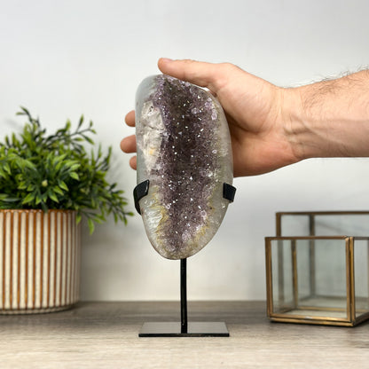 Amethyst-Quarz-Geode mit polierter Oberfläche
