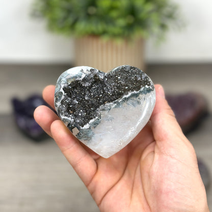 Mineralien-Herzset 5-teilig, mit ausdrucksstarker Mineralmischung