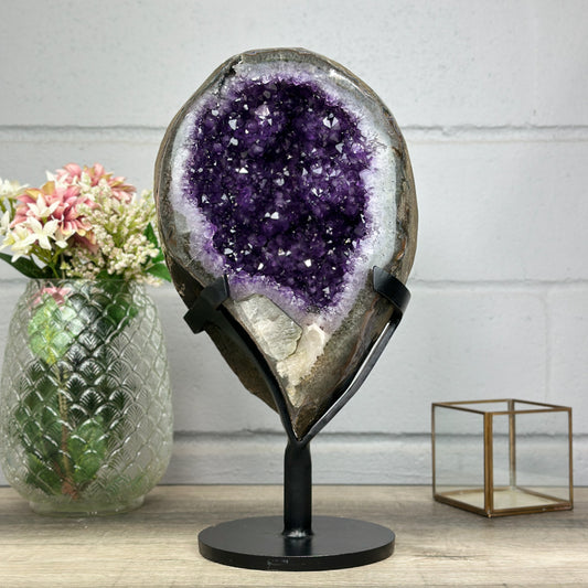 Amethyst-Geode XXL mit imposanter Kristallkammer, in exklusiver Premiumqualität