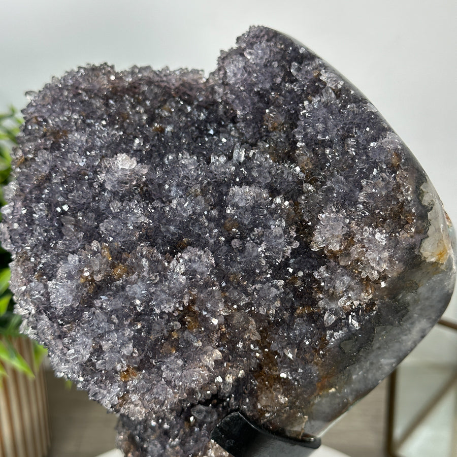 Amethyst-Quarz-Formation mit mehrschichtiger Kristallstruktur