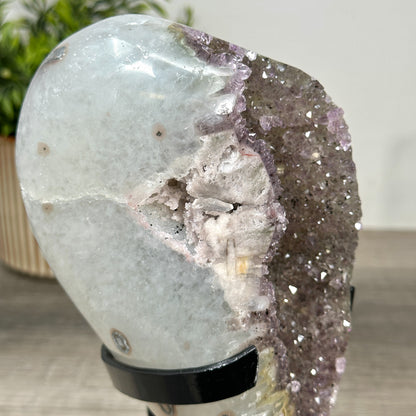 Amethyst-Quarz-Geode mit polierter Oberfläche