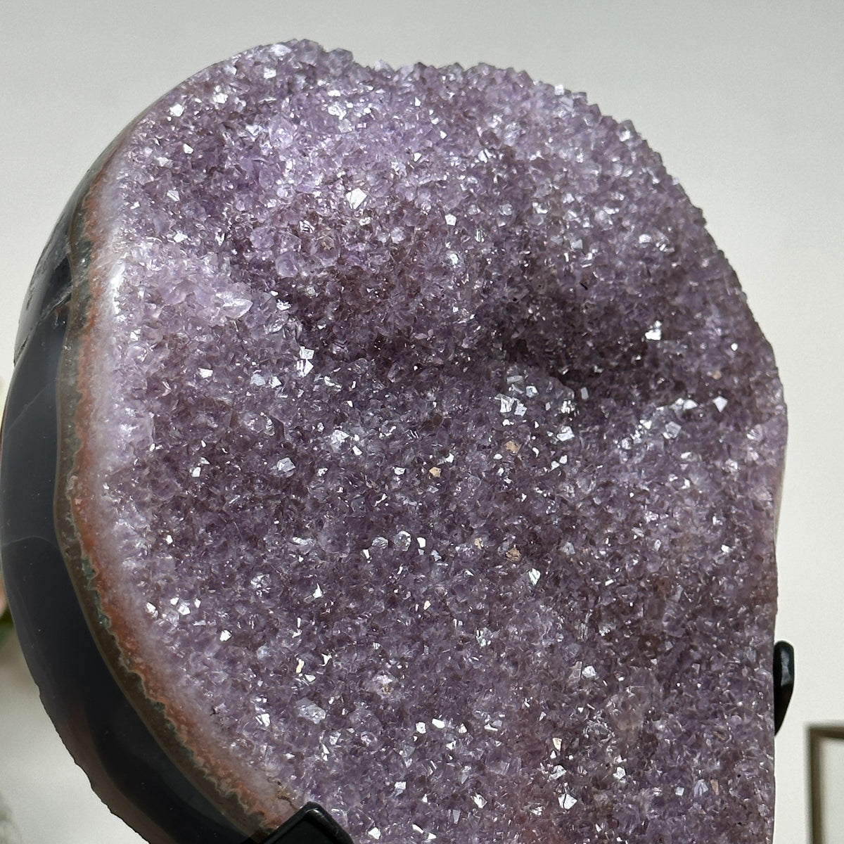 Amethyst-Cluster mit natürlicher Kristallformation