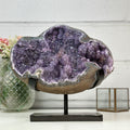 Amethyst-Statement-Cluster mit vielschichtiger Stalaktitbildung, in exklusiver Premiumqualität