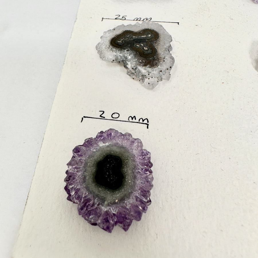 Amethyst-Quarz-Stalaktiten-Scheiben mit kristalliner Struktur