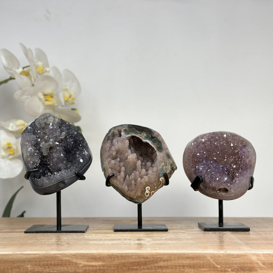 Kristallenskulpturen-Set 6-teilig, mit vielschichtiger Kristallstruktur und natürlicher Mineralvielfalt