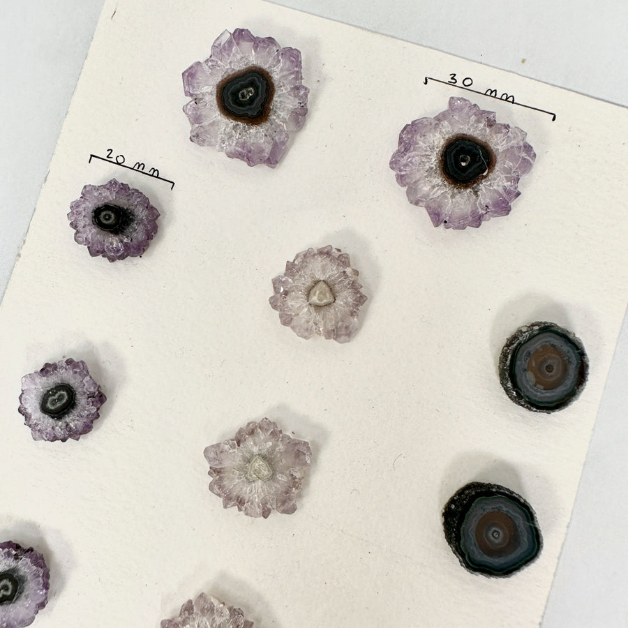 Amethyst-Achat-Stalaktiten-Scheiben mit konzentrischer Achat-Struktur