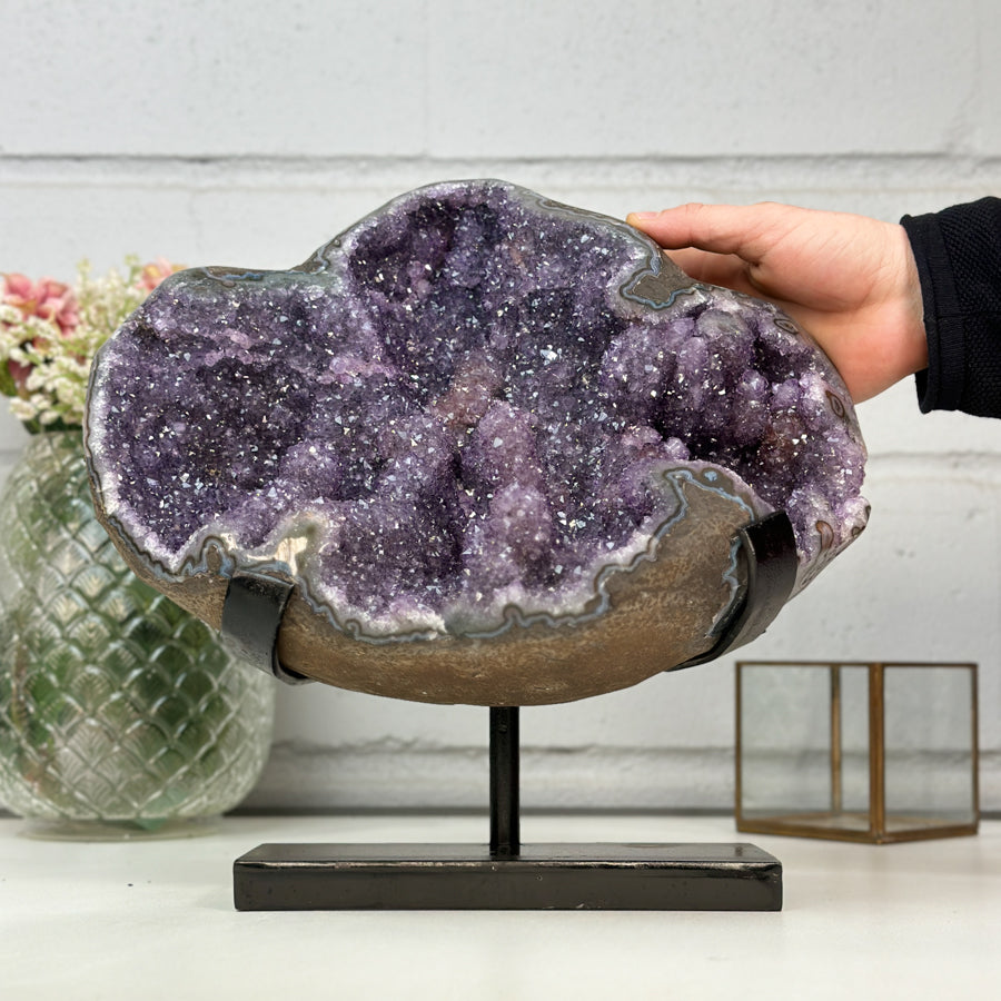 Amethyst-Statement-Cluster mit vielschichtiger Stalaktitbildung, in exklusiver Premiumqualität