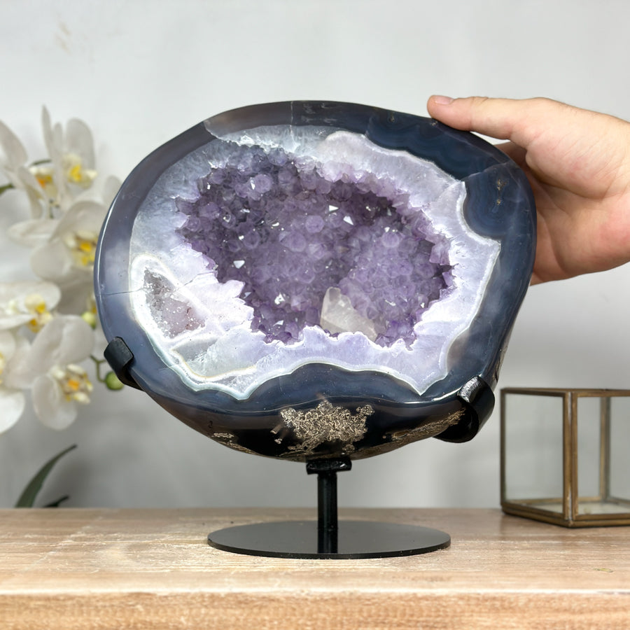 Blaue Achat-Geode groß mit fantastischer Kalzit-Formation