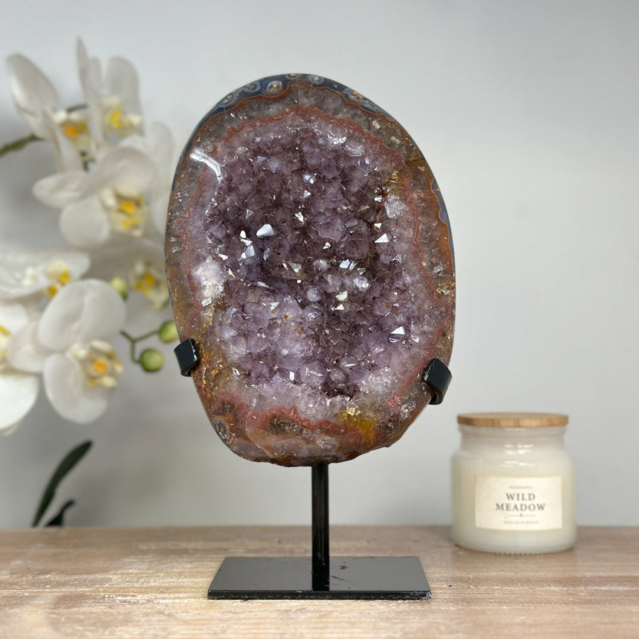 Amethyst-Cluster groß mit rot gebänderter Naturschale