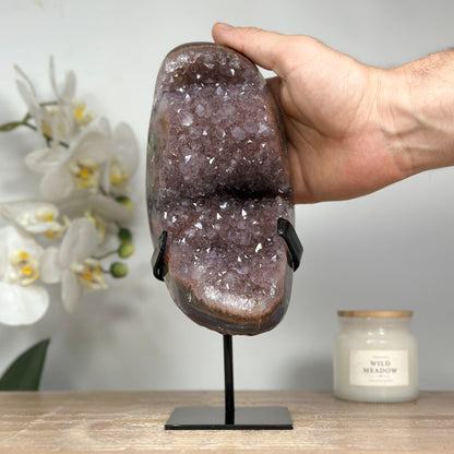 Amethyst-Blauachat-Kristallcluster mit kontrastreicher Mineralstruktur