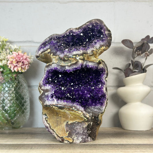XXL Amethyst-Zwillings-Kathedrale XXL mit beeindruckender, monumentaler Kristallarchitektur