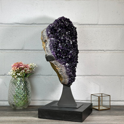 Amethyst-Kristallcluster XL mit massiver Kristalllandschaft, in exklusiver Premiumqualität