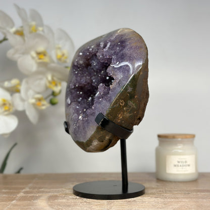 Amethyst-Geode mit beeindruckend dichter Stalaktitenstruktur