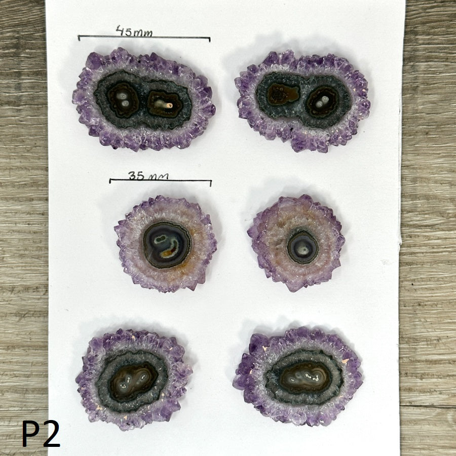 Amethyst-Quarz-Stalaktit-Scheiben-Set mit konzentrischer Mineralstruktur