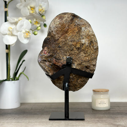 Amethyst-Geode groß mit Achat-Schale und ausgewogener Kristallstruktur