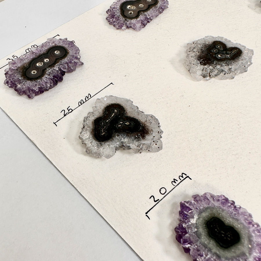 Amethyst-Quarz-Stalaktiten-Scheiben mit kristalliner Struktur