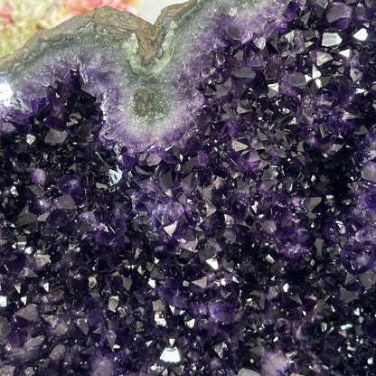 Amethyst-Geode XL mit monumentaler Innenöffnung, in exklusiver Premiumqualität