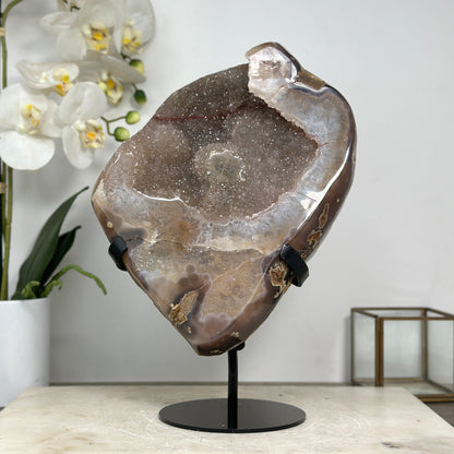 Gelbe Quarz-Geode mit warmer Farbnuance