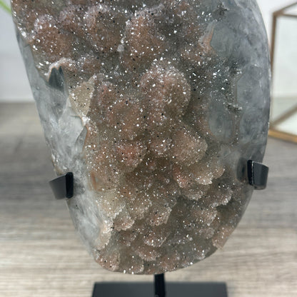 Zucker-Druzy-Kristallcluster mit kompakter Kristallstruktur