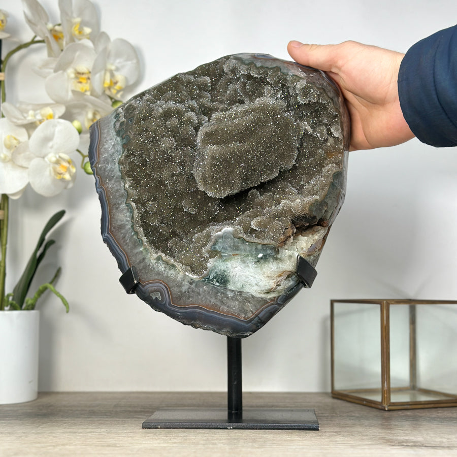 Grünes Quarz-Druzy-Exemplar mit fein kristalliner Oberfläche, in exklusiver Premiumqualität