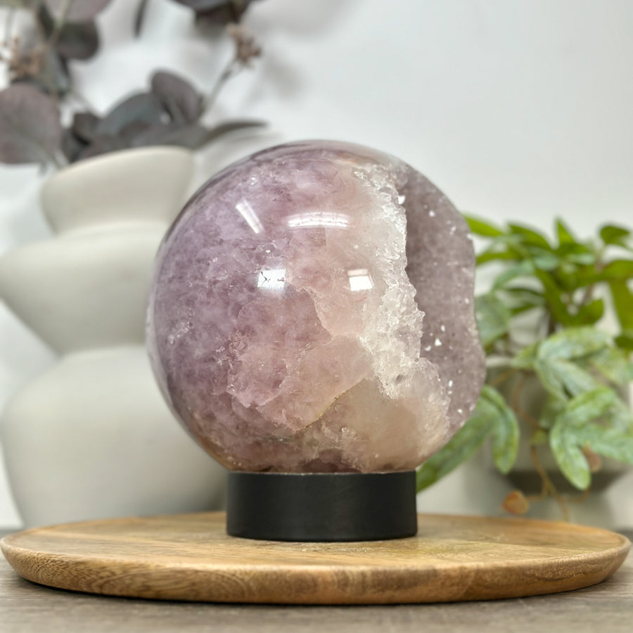 Amethyst-Quarz-Steinkugel mit feiner Druzy-Kristallisation